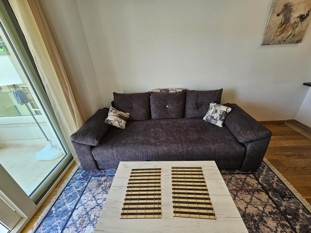 As Apartments Rafailovici Ngoại thất bức ảnh