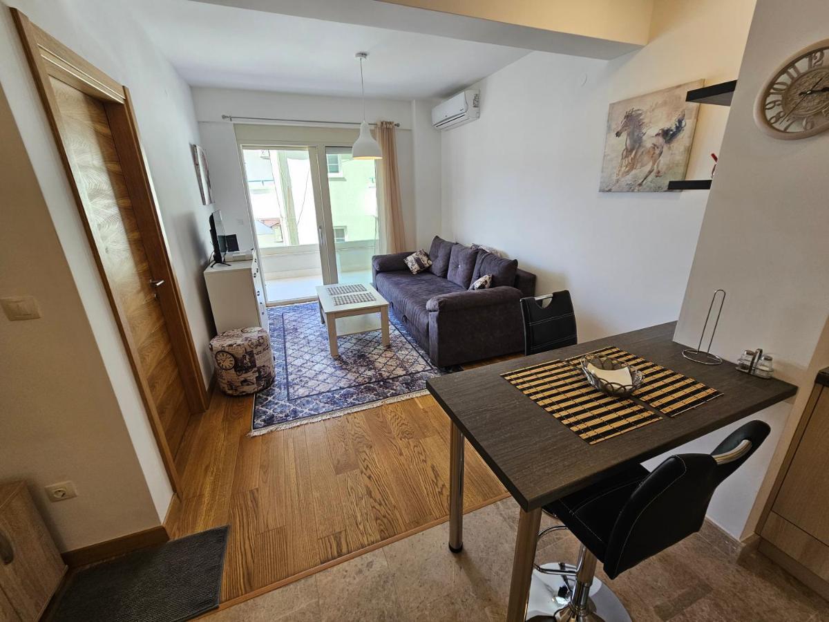 As Apartments Rafailovici Ngoại thất bức ảnh