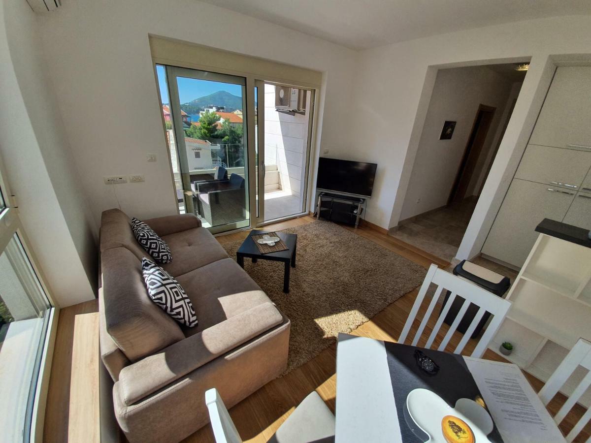 As Apartments Rafailovici Ngoại thất bức ảnh