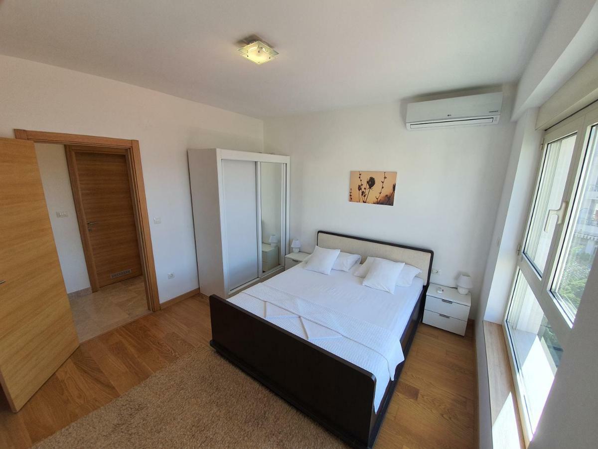As Apartments Rafailovici Ngoại thất bức ảnh