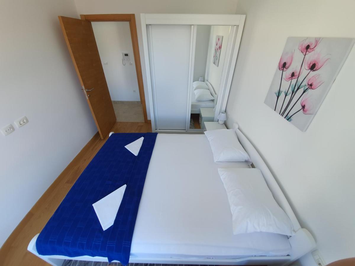 As Apartments Rafailovici Ngoại thất bức ảnh