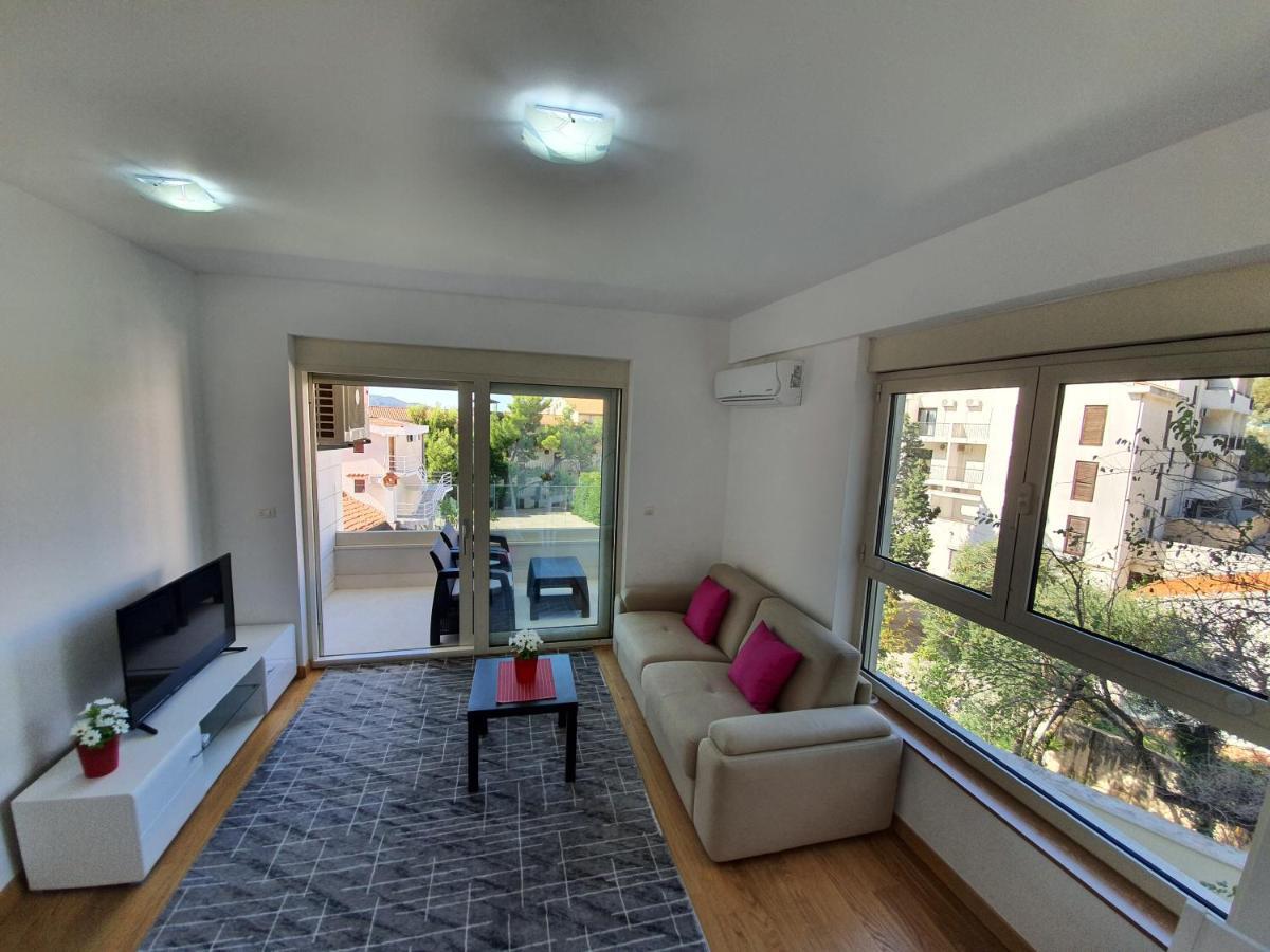 As Apartments Rafailovici Ngoại thất bức ảnh